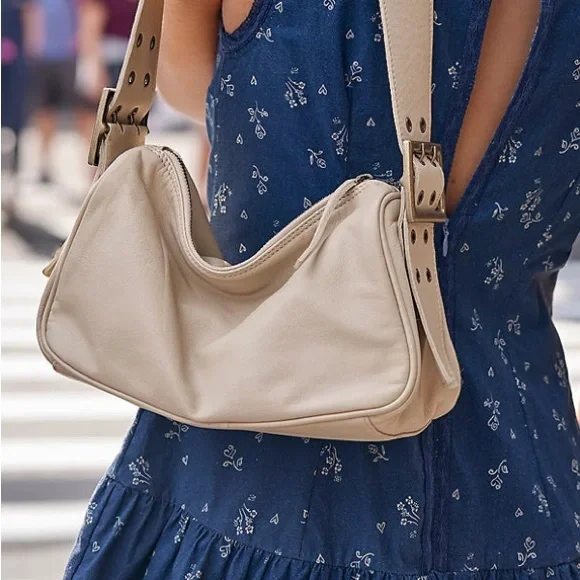 Gorgeous , Free People Over the Arm Candy Bag in sand NWT❤️ - Picture 3 of 8